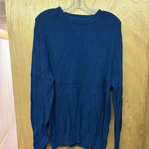 St. John's Bay Men's Navy Blue Crewneck Sweater